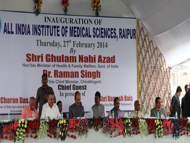 AIIMS Raipur-The dignitaries on the dais